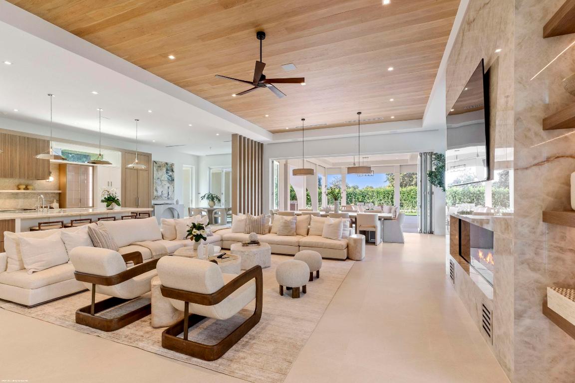 OAK TREE EST - Residential