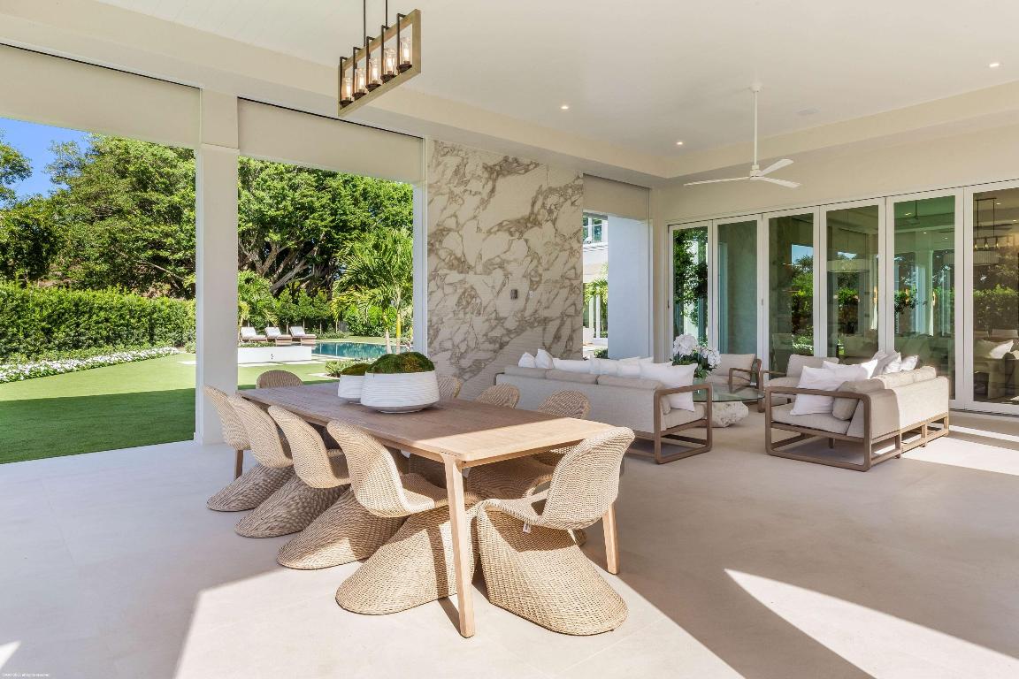 OAK TREE EST - Residential