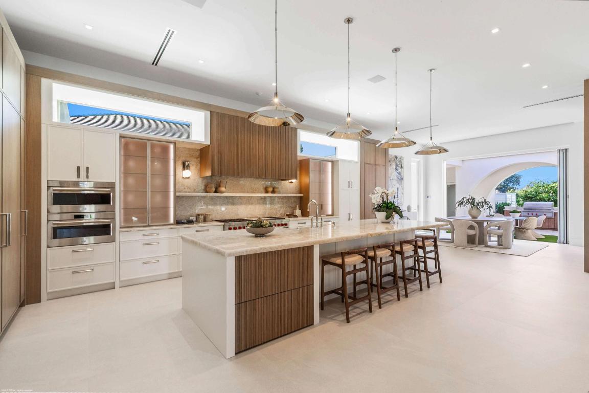 OAK TREE EST - Residential