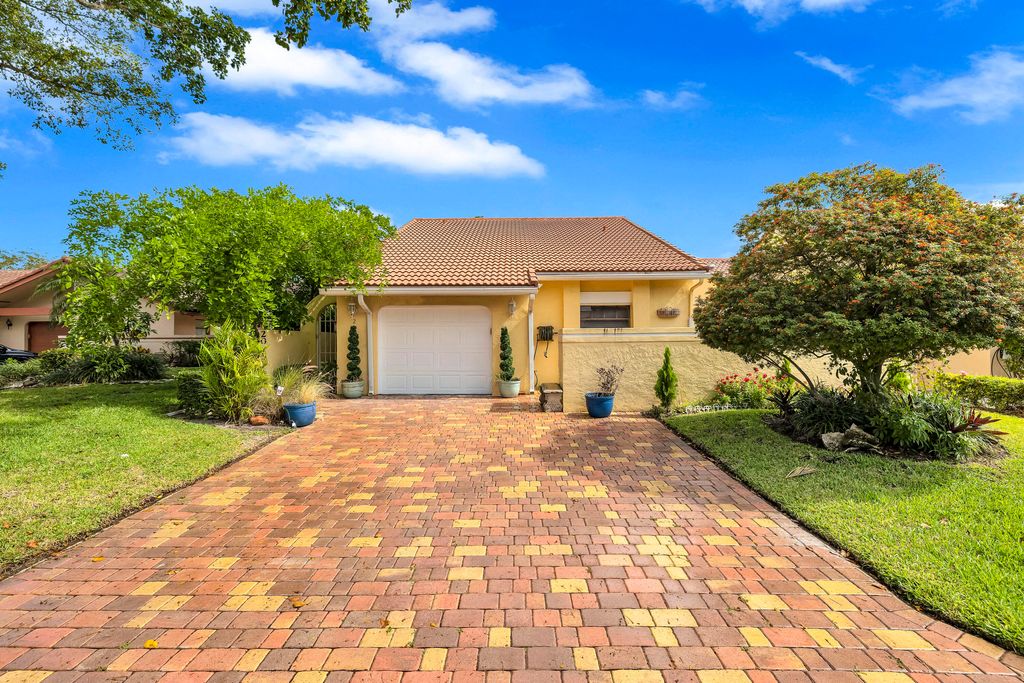 Photo of 2075 NW 15th Place, Delray Beach, FL 33445 (MLS # R11090825)