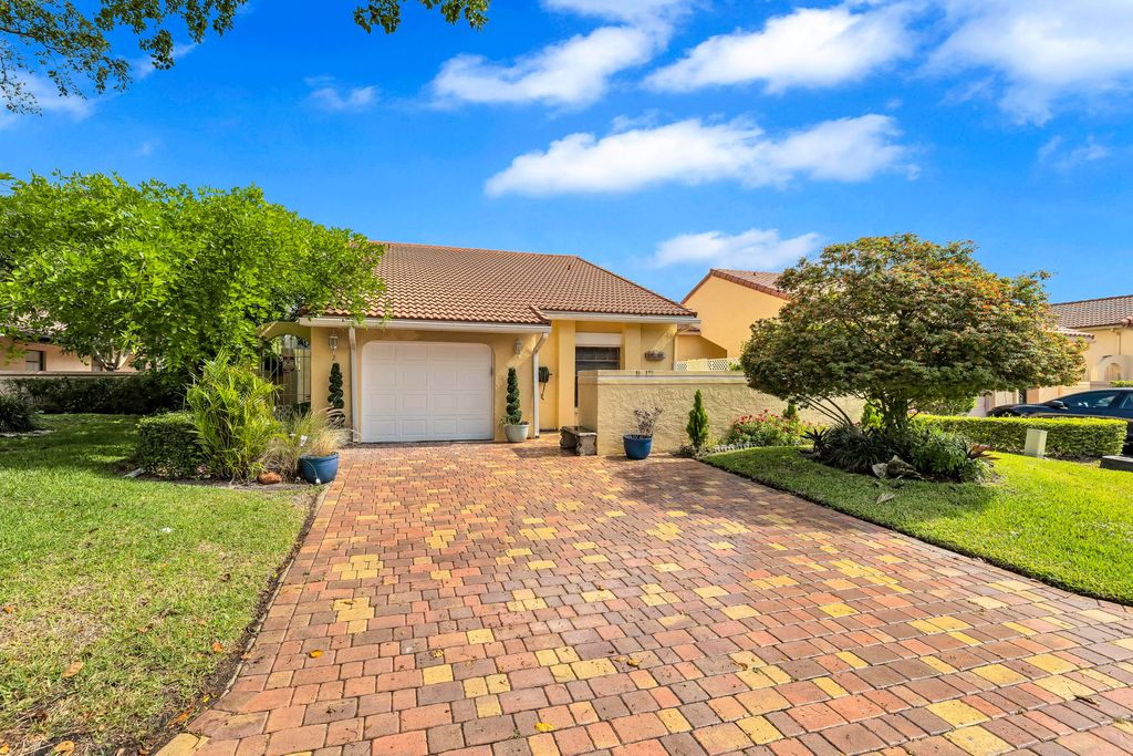 Photo of 2075 NW 15th Place, Delray Beach, FL 33445 (MLS # R11090825)