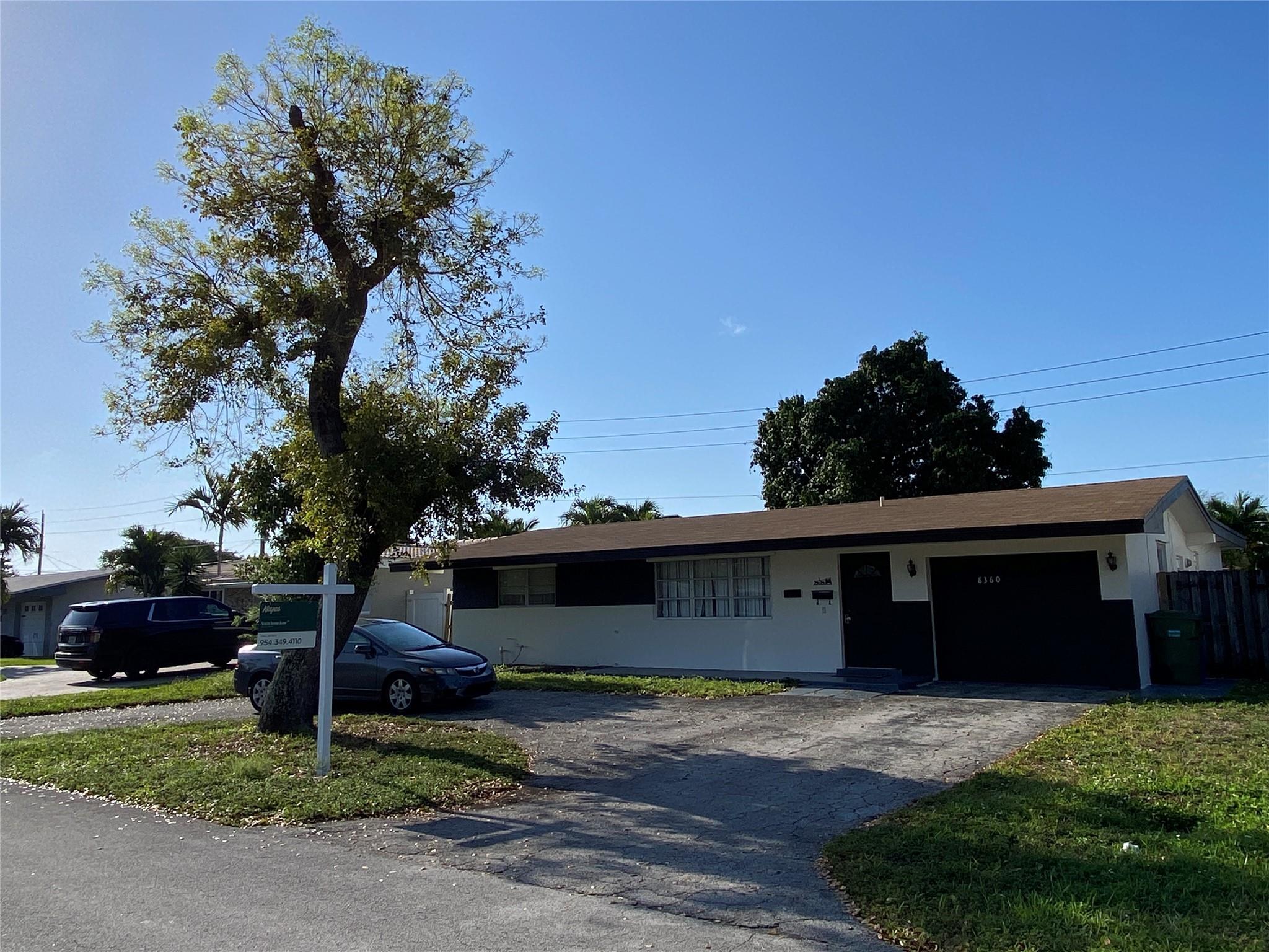 8360 NW 16TH ST