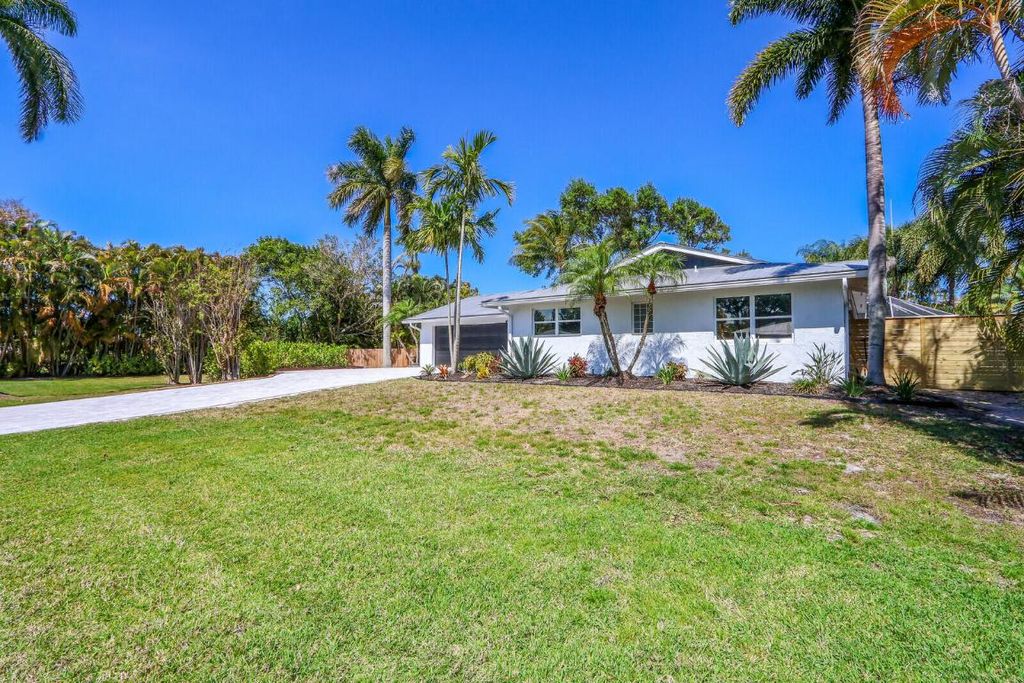 Photo of 96 S Sewalls Point Road, Sewalls Point, FL 34996 (MLS # R10912822)