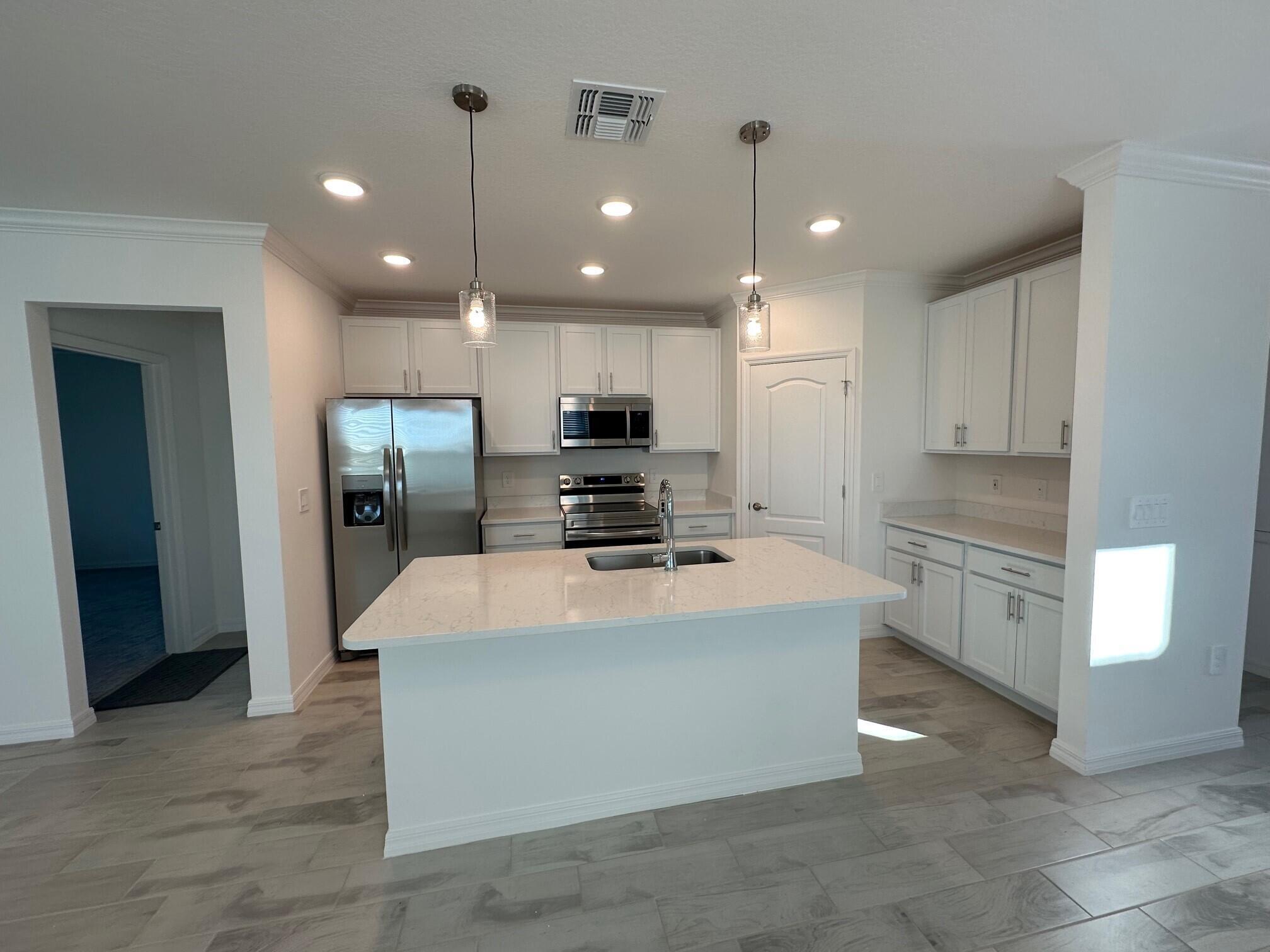 VERANO SOUTH PUD 1 - Crosstown Commons - Residential Lease