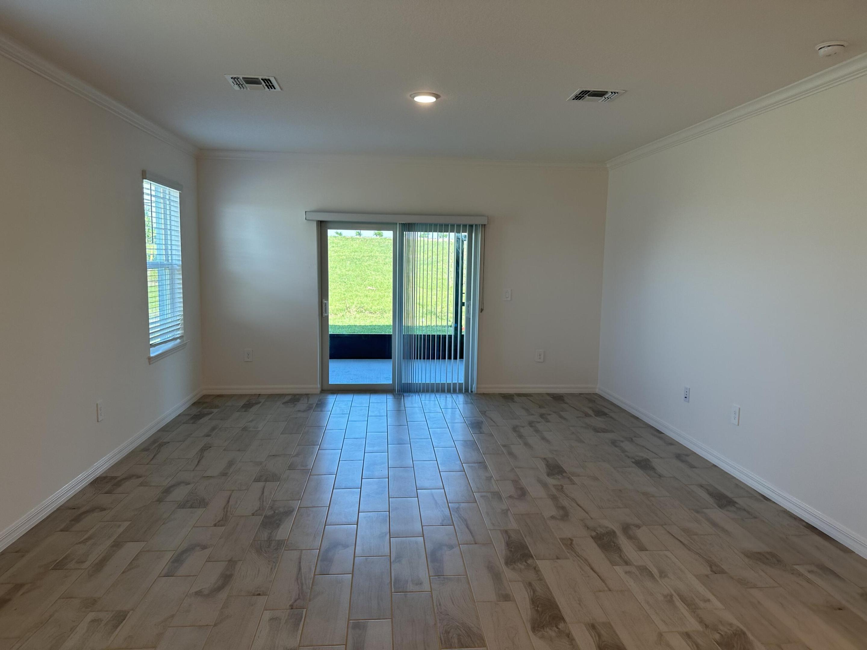 VERANO SOUTH PUD 1 - Crosstown Commons - Residential Lease