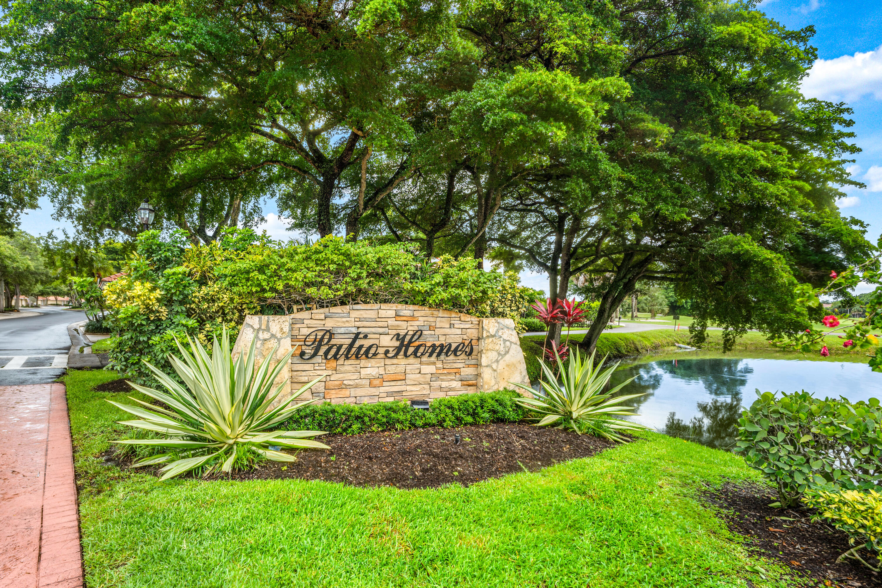 301 Old Meadow Way
