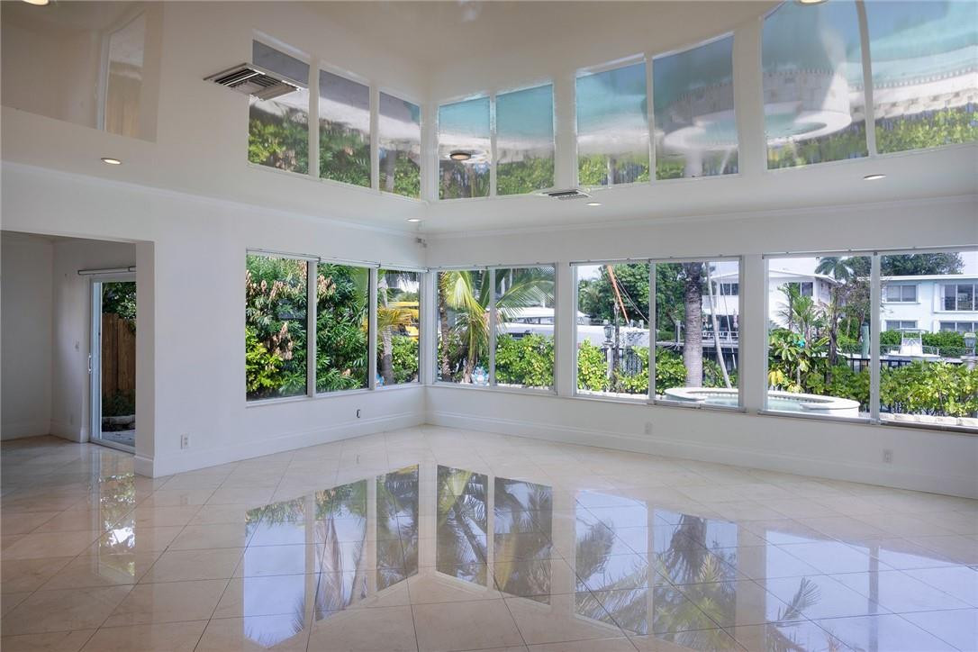 LAUDERDALE HARBORS SEC A - Residential