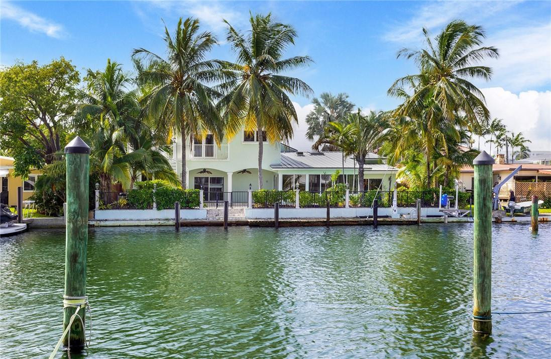 LAUDERDALE HARBORS SEC A - Residential