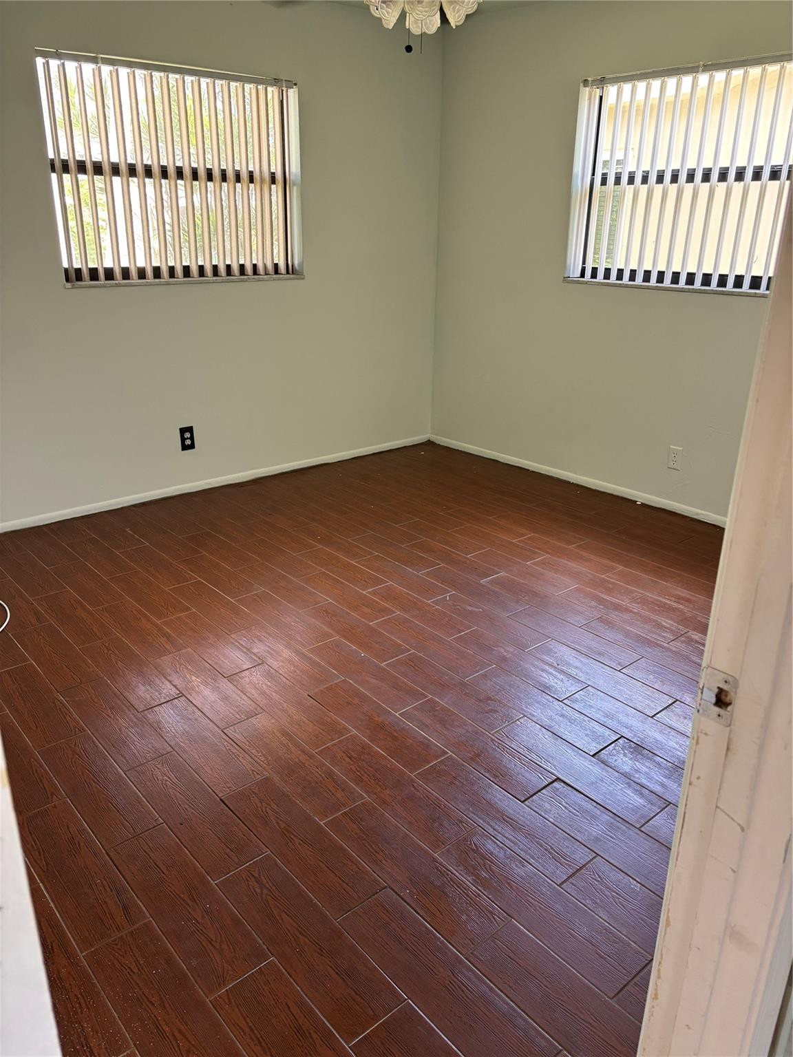 TAMARAC LAKES - Residential