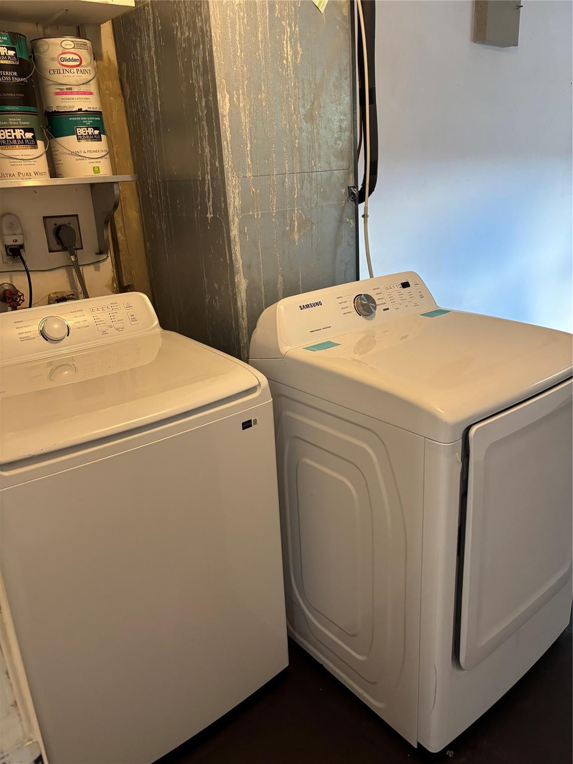 TAMARAC LAKES - Residential