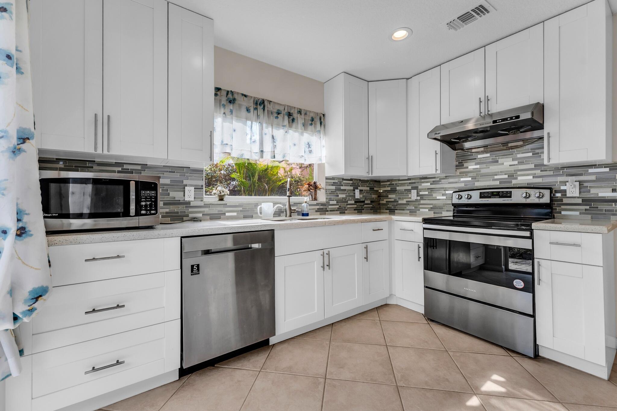 JACARANDA PARCEL 608 - Residential