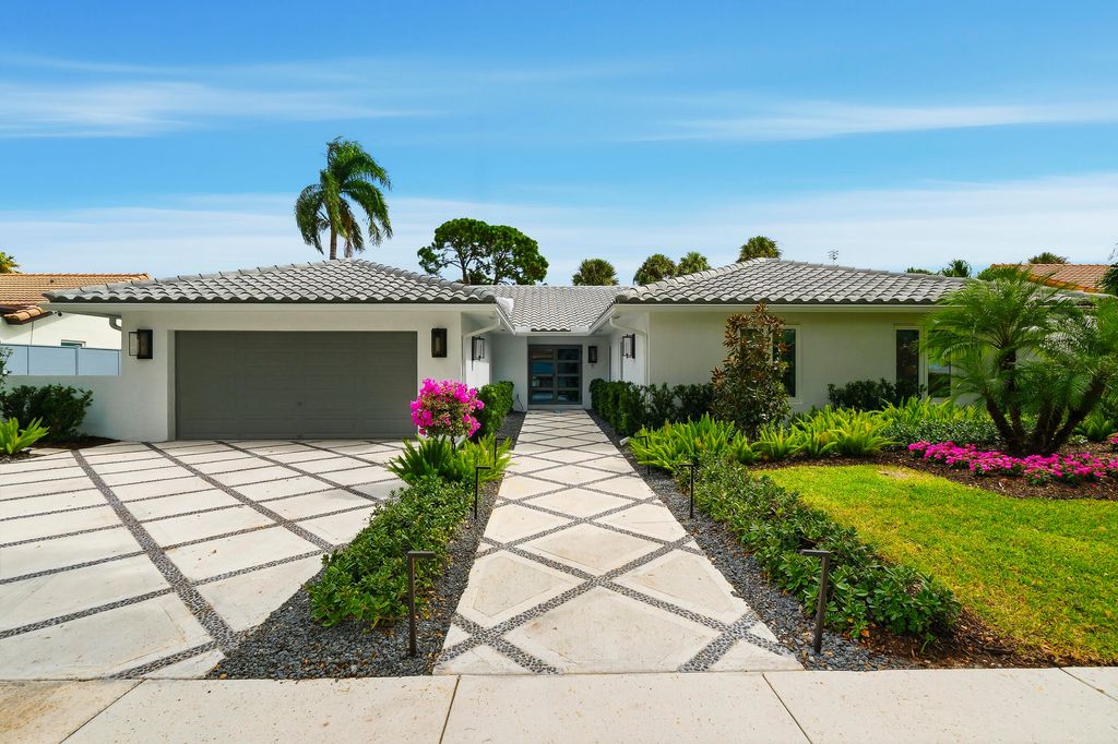 Photo of 2710 NW 27th Avenue, Boca Raton, FL 33434 (MLS # R11140406)