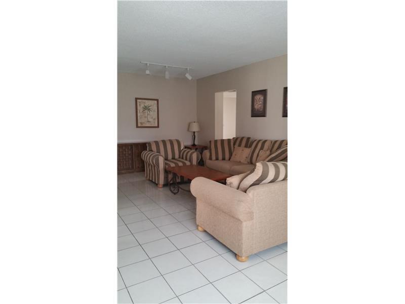 Sun-Tan Vill Sec 5 - Residential