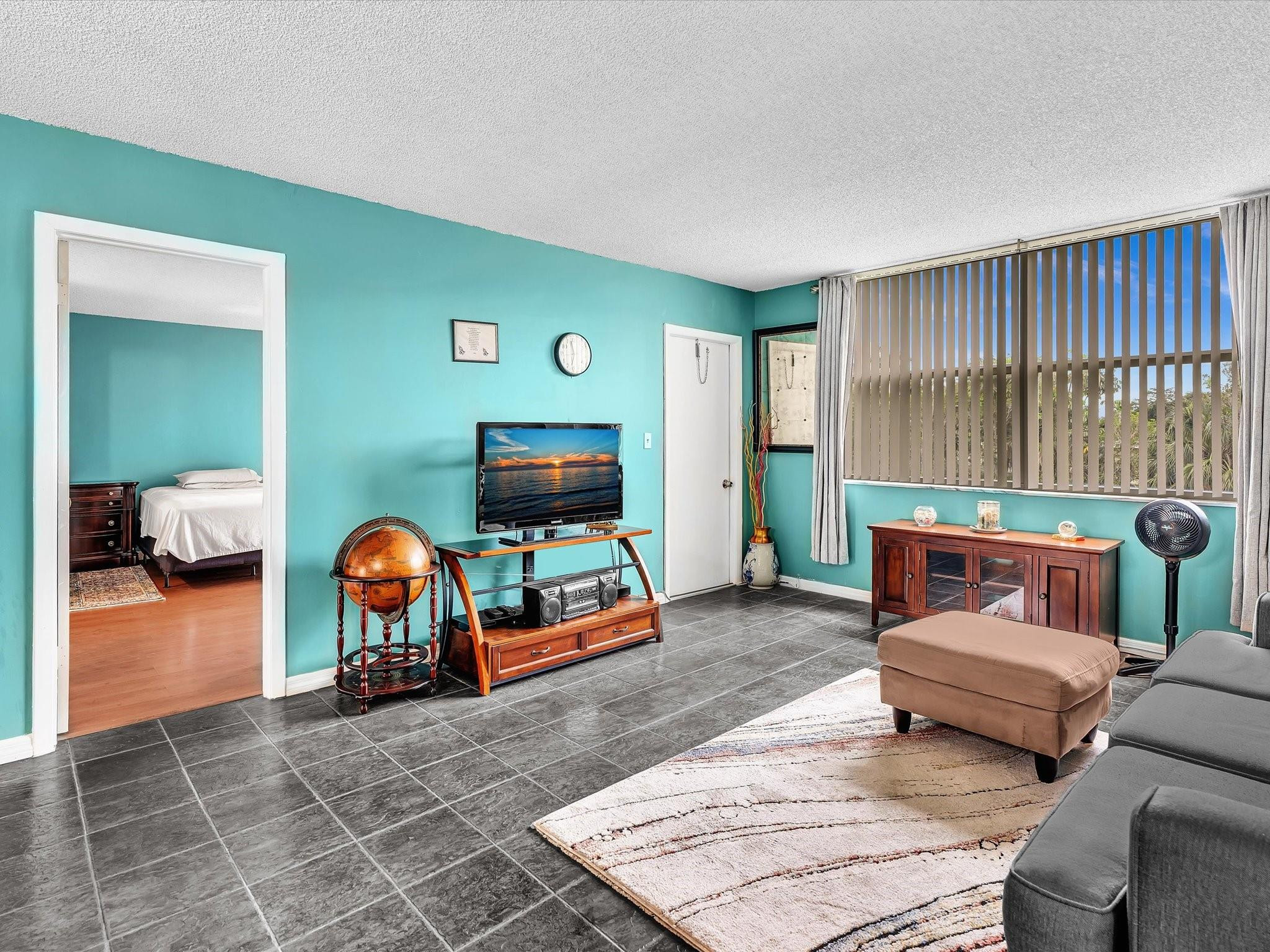 ROYAL PARK GARDENS I-J CONDO - Residential Lease