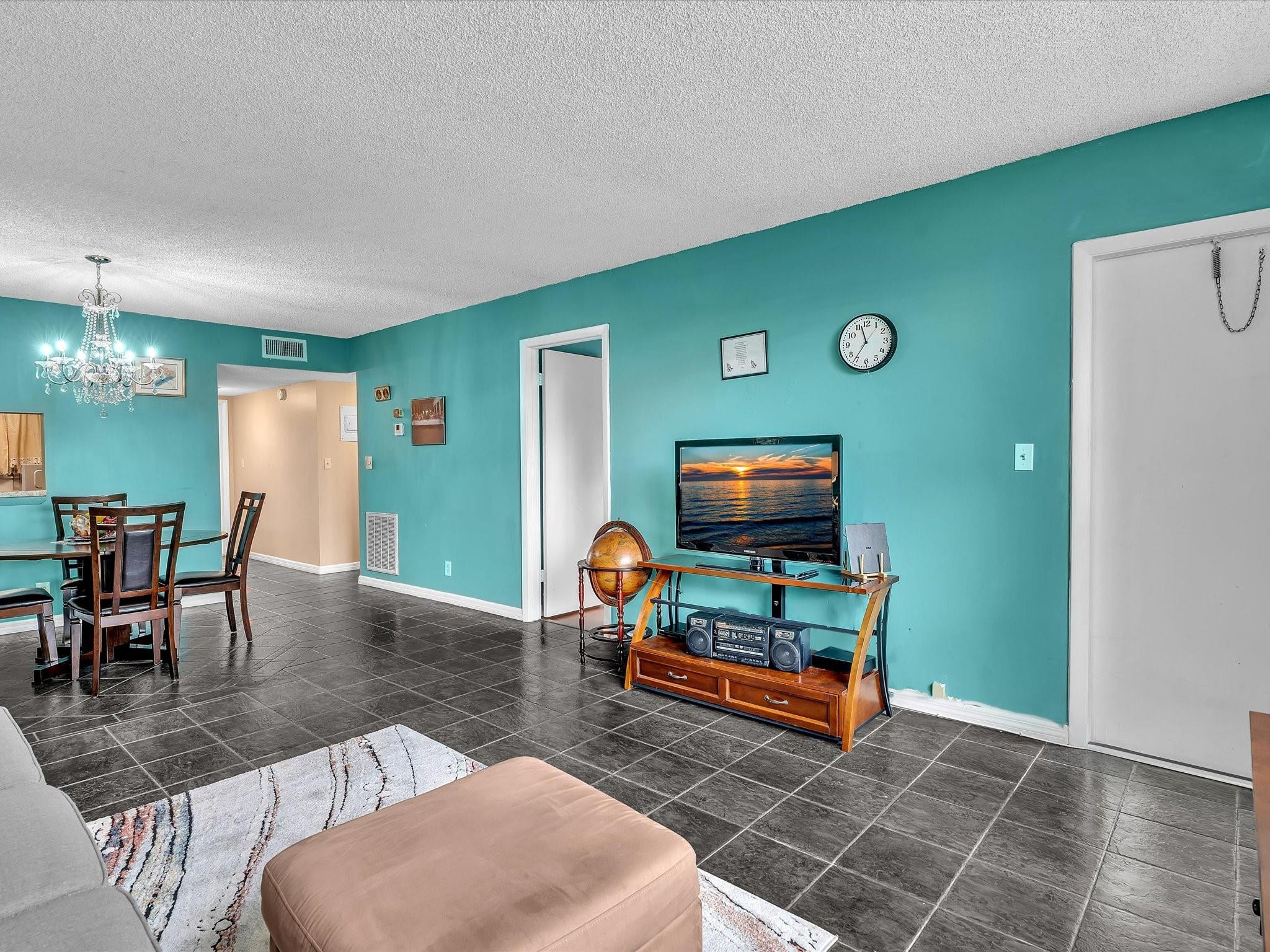 ROYAL PARK GARDENS I-J CONDO - Residential Lease