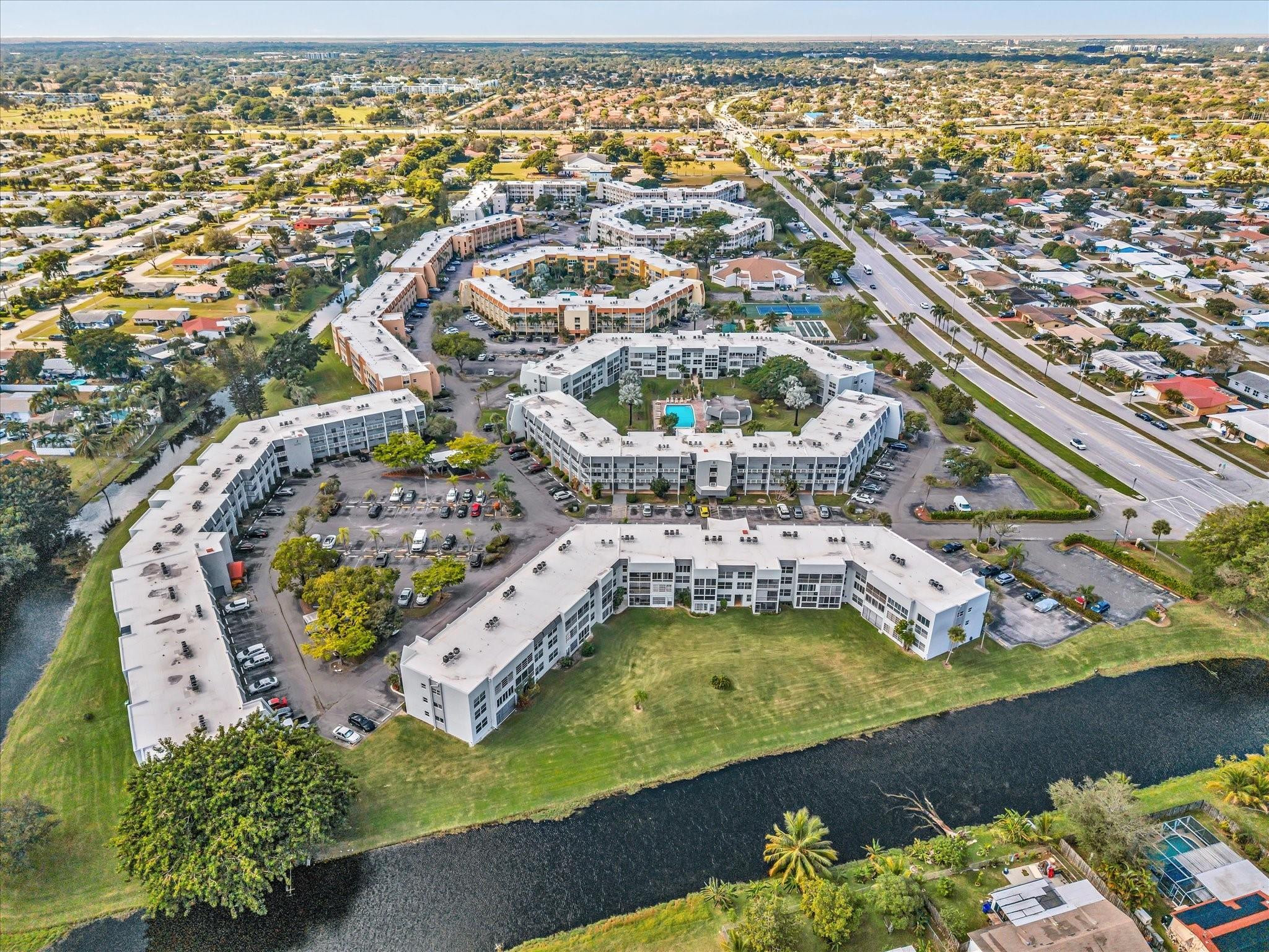 ROYAL PARK GARDENS I-J CONDO - Residential Lease
