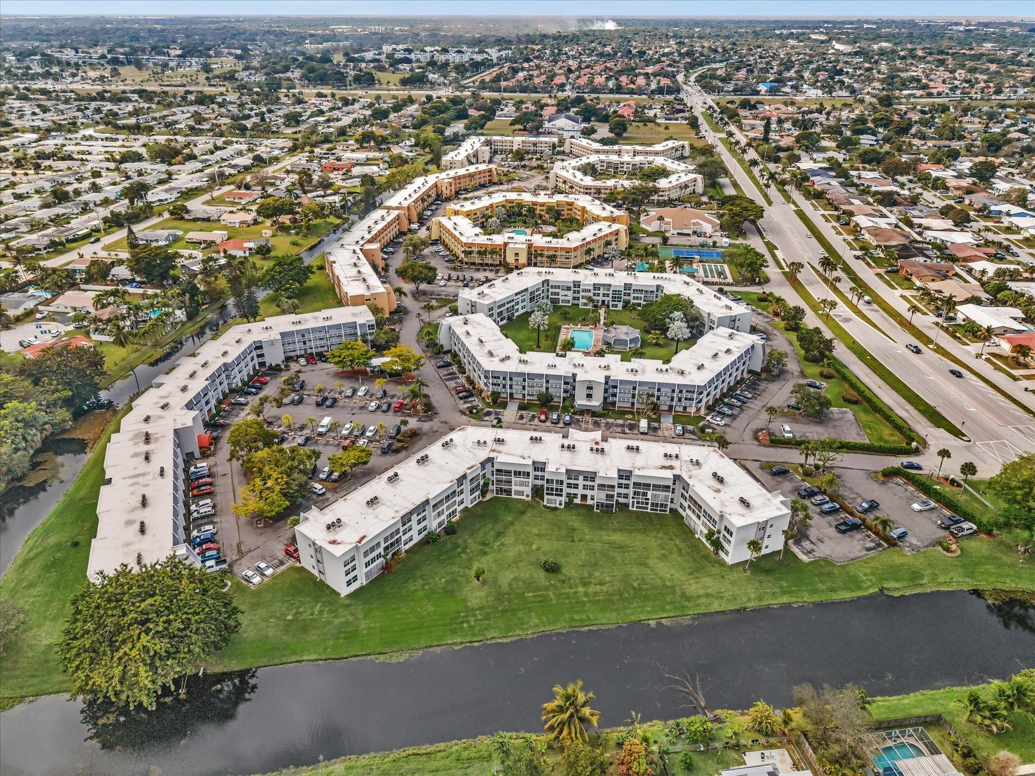 ROYAL PARK GARDENS I-J CONDO - Residential Lease