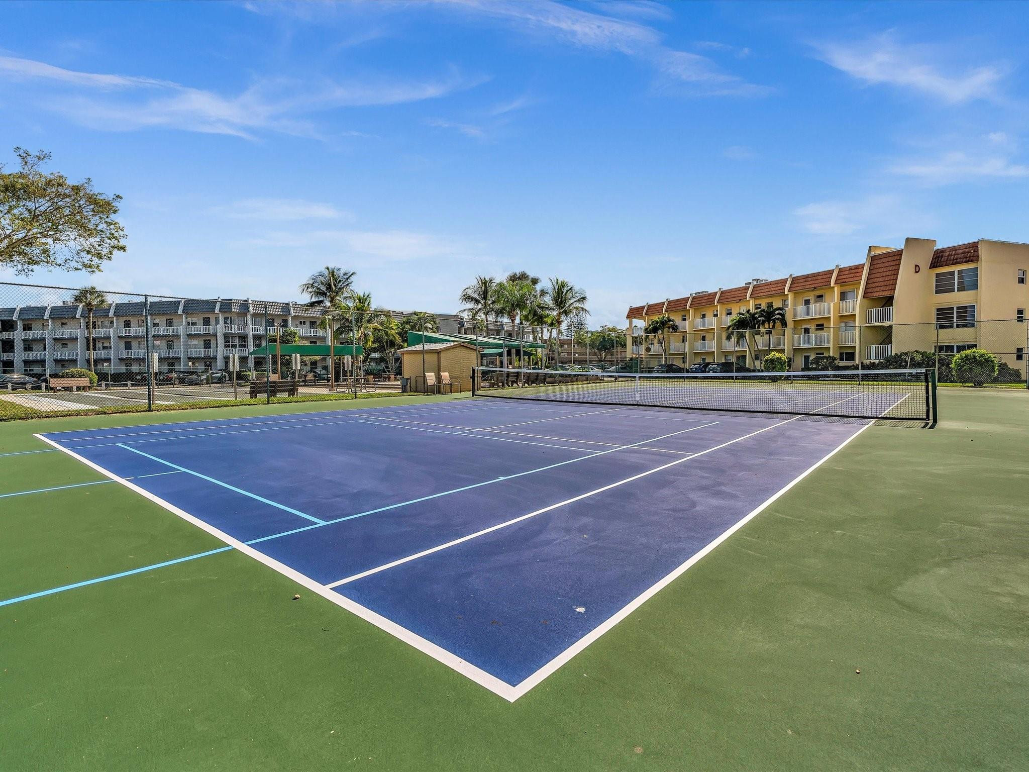 ROYAL PARK GARDENS I-J CONDO - Residential Lease