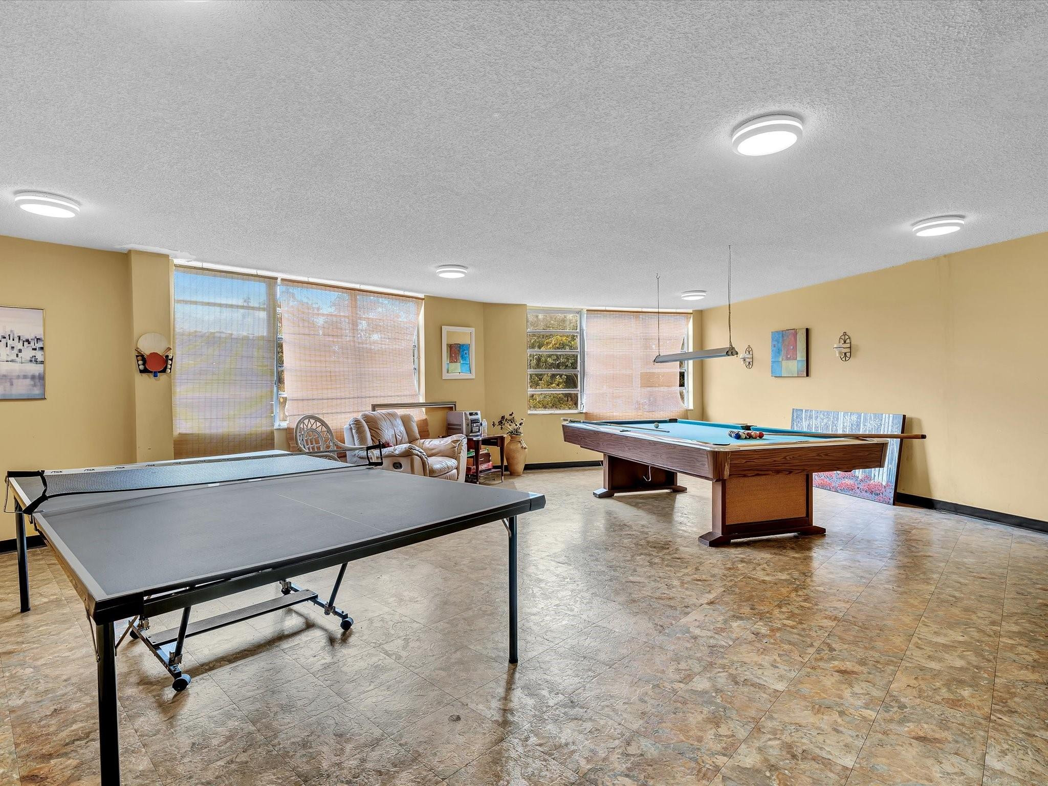 ROYAL PARK GARDENS I-J CONDO - Residential Lease