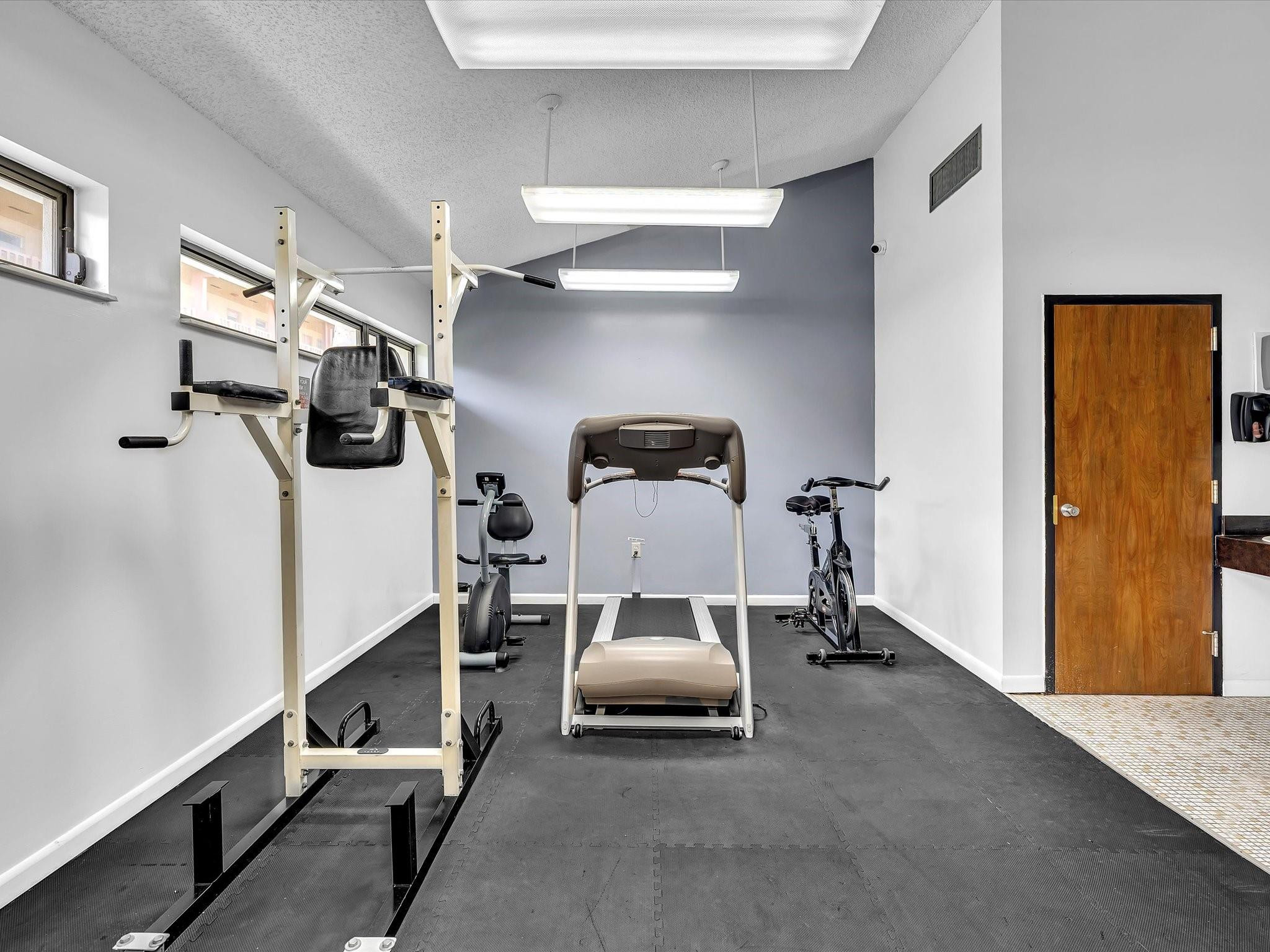 ROYAL PARK GARDENS I-J CONDO - Residential Lease