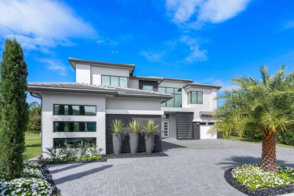 Photo of 17464 Ponte Chiasso Drive, Boca Raton, FL 33496 (MLS # R10963011)