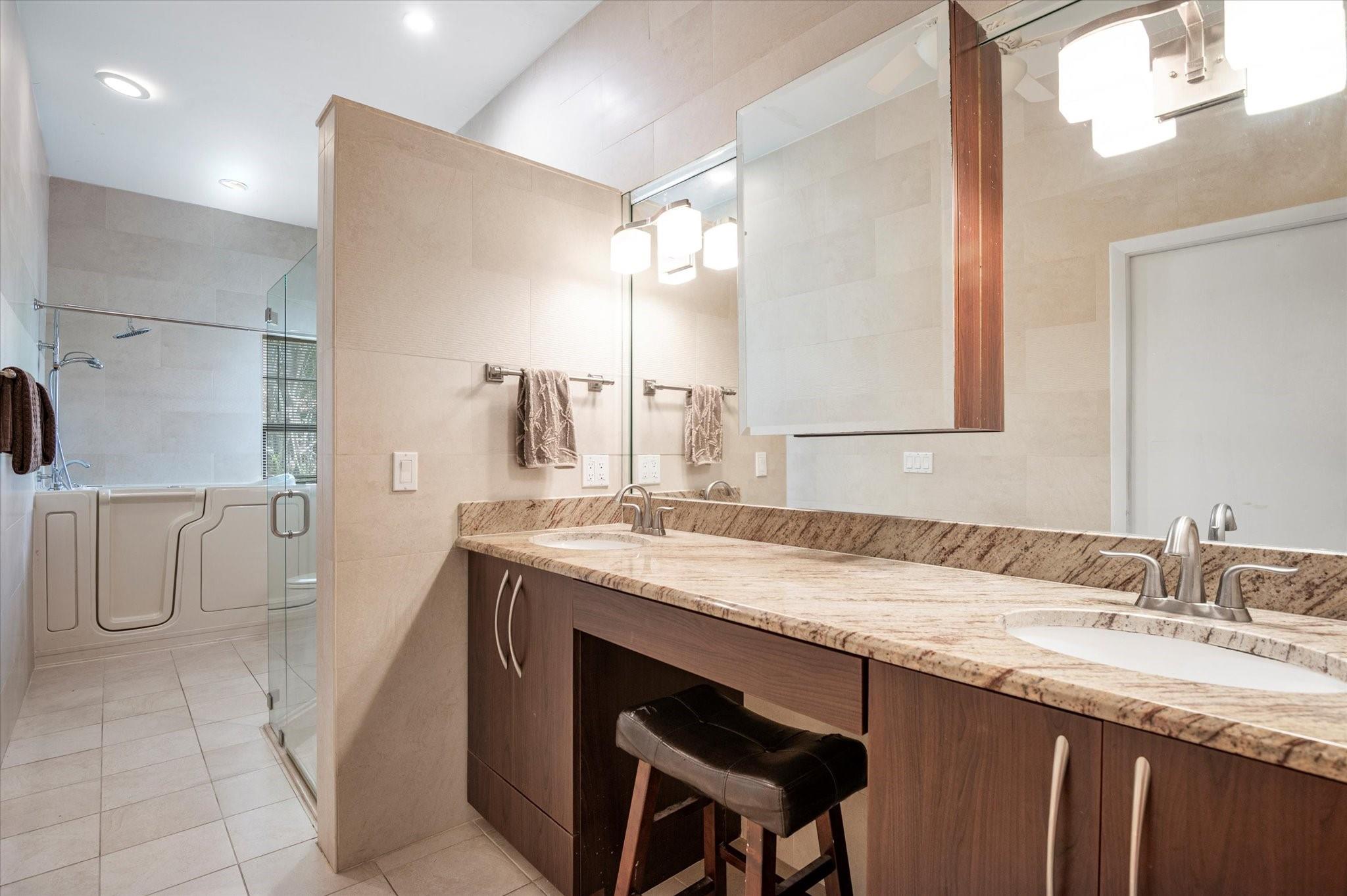Jacaranda Lakes Sec Ten - Residential