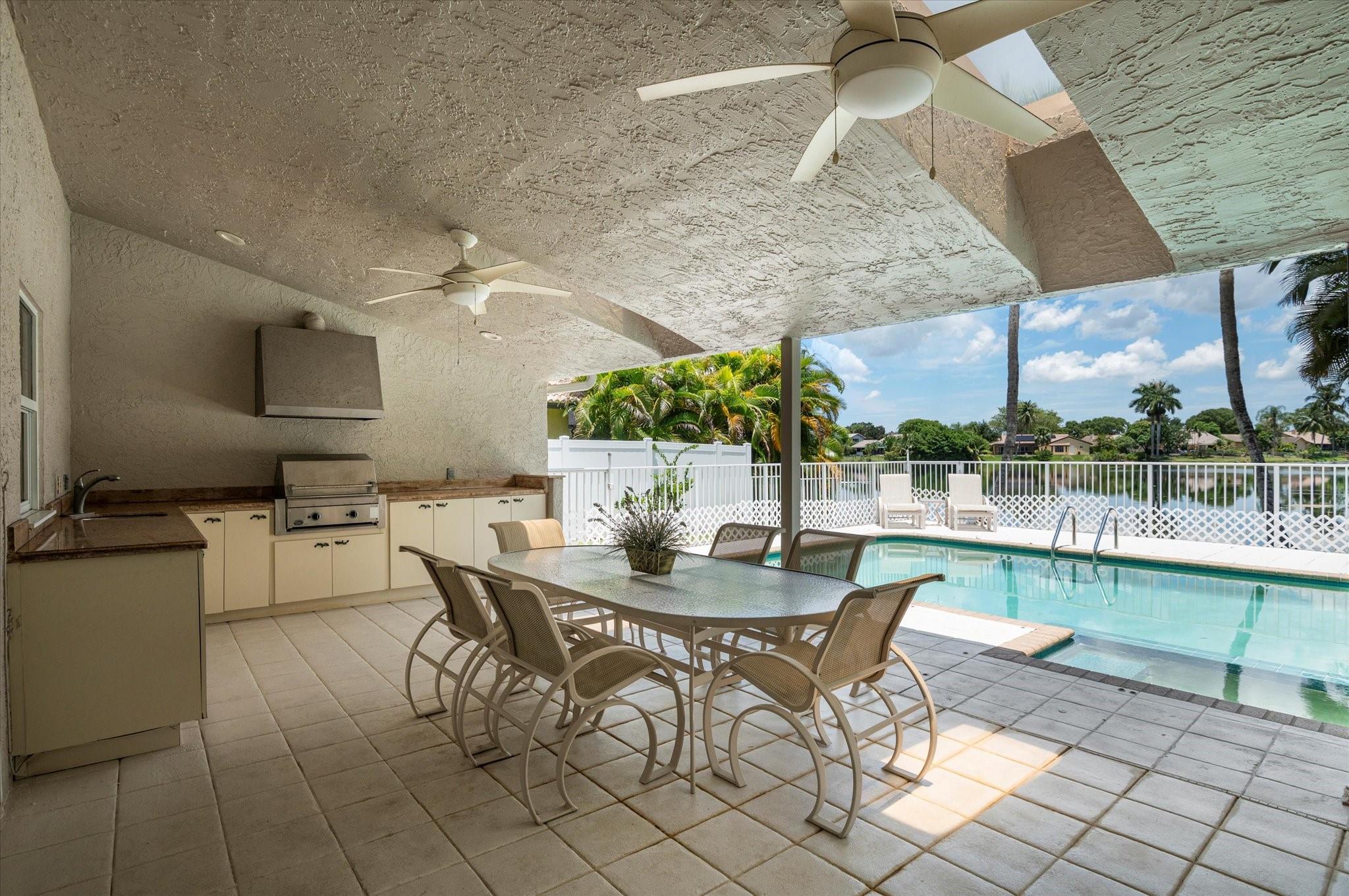 Jacaranda Lakes Sec Ten - Residential
