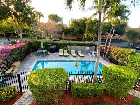 Tiny photo for 600 NE 7TH Avenue #14, Fort Lauderdale, FL 33304 (MLS # B26052271)