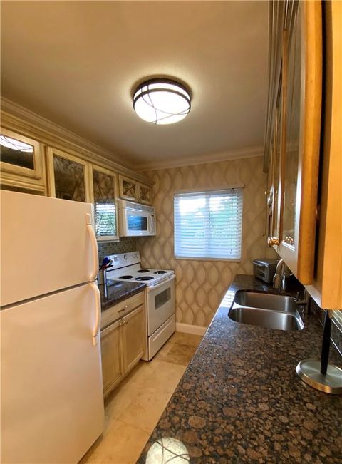 Tiny photo for 600 NE 7TH Avenue #14, Fort Lauderdale, FL 33304 (MLS # B26052271)