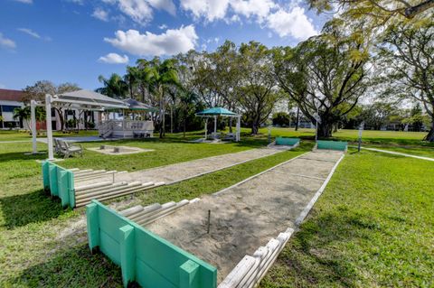 A home in Deerfield Beach