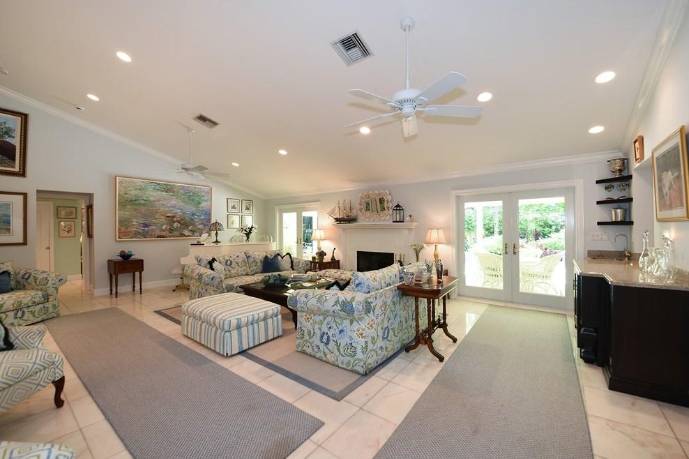 ALTO LIDO - Residential