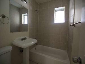 HILLCREST - Residential Lease