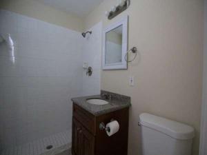 HILLCREST - Residential Lease