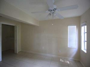 HILLCREST - Residential Lease