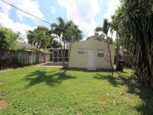 HILLCREST - Residential Lease