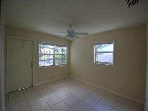 HILLCREST - Residential Lease