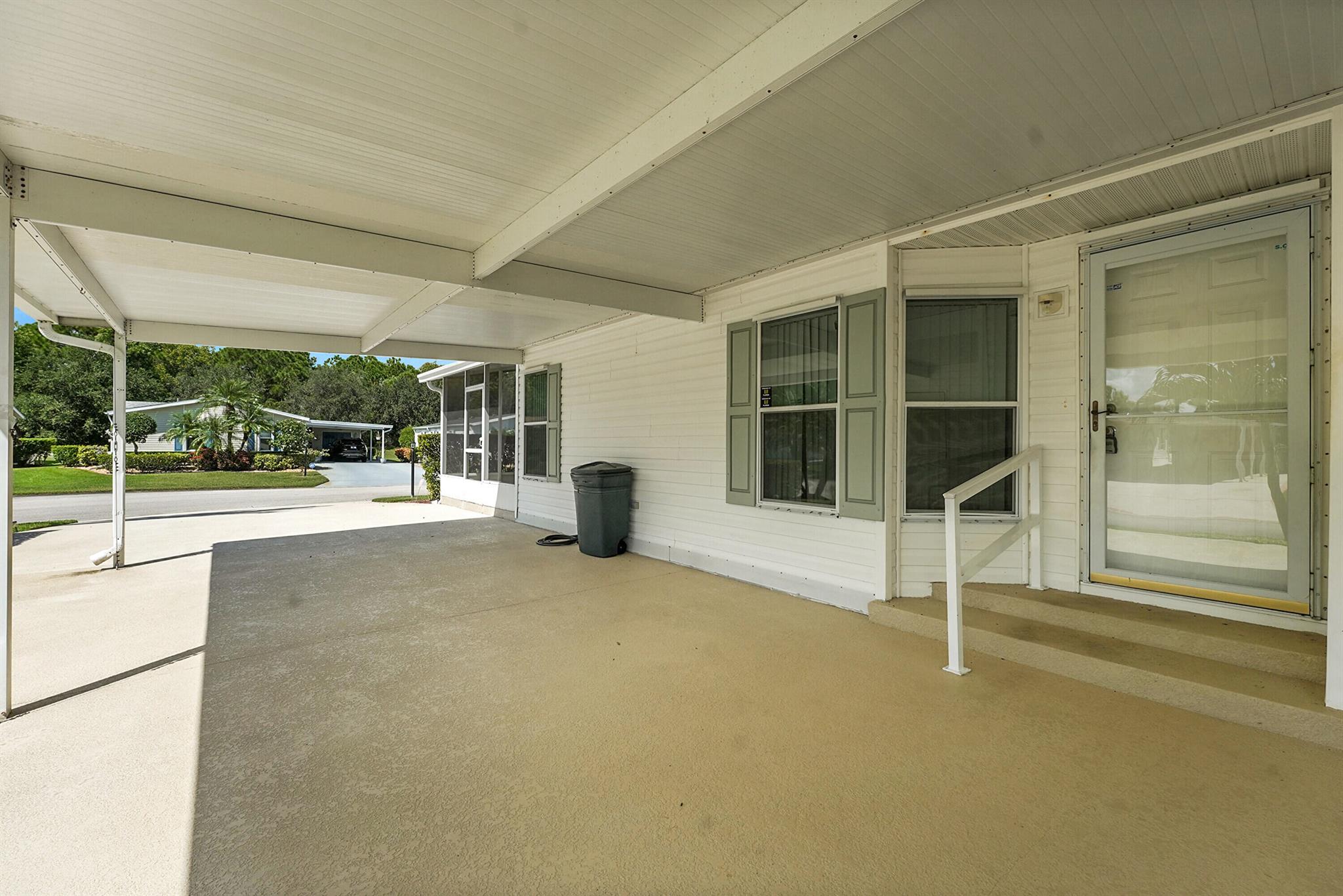 EAGLE'S RETREAT AT SAVANN - Residential