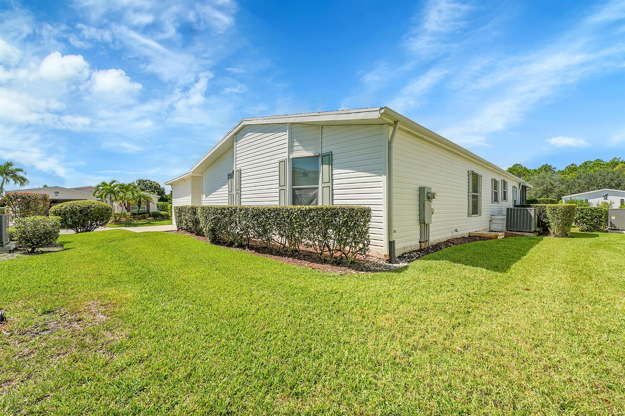 EAGLE'S RETREAT AT SAVANN - Residential