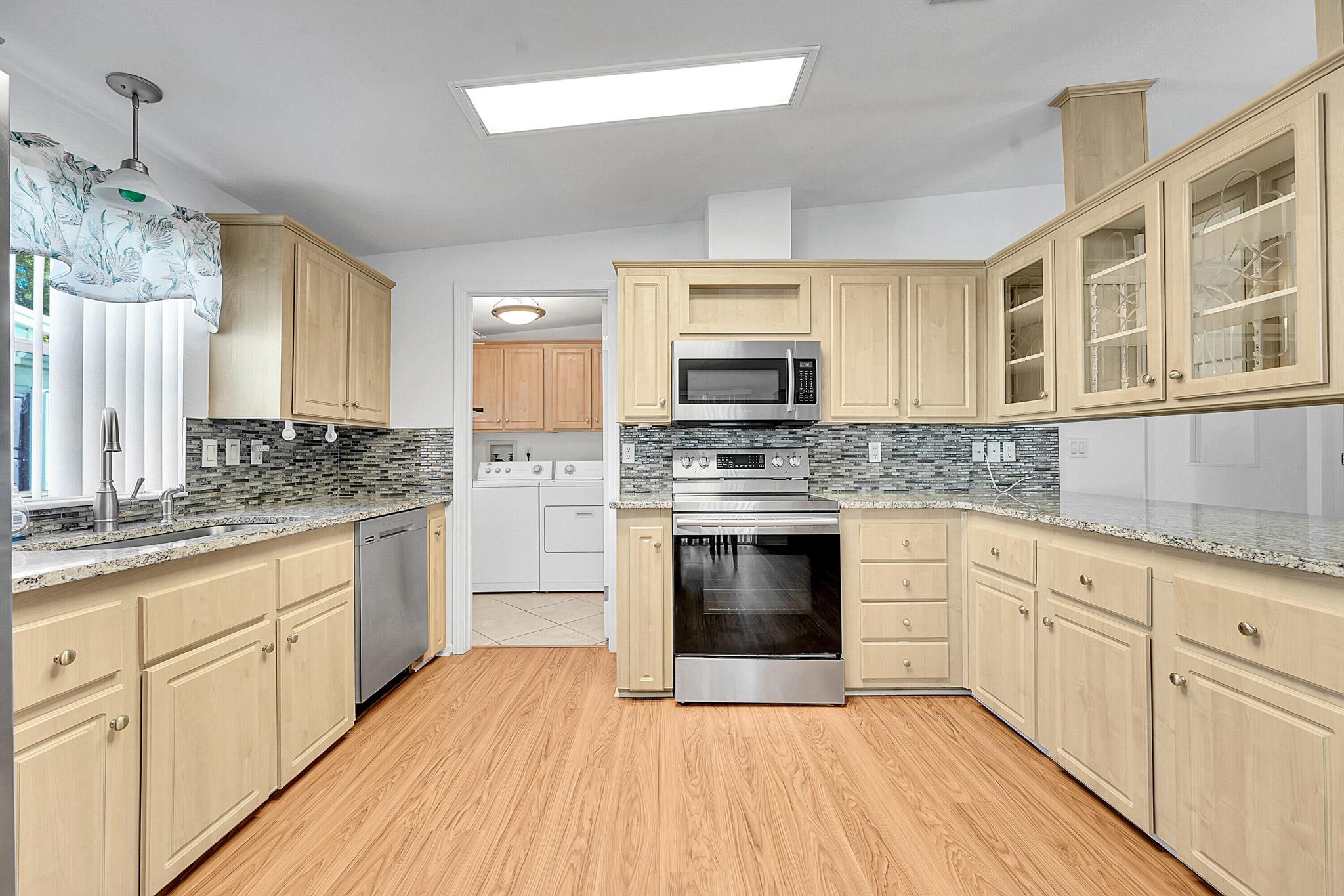 EAGLE'S RETREAT AT SAVANN - Residential