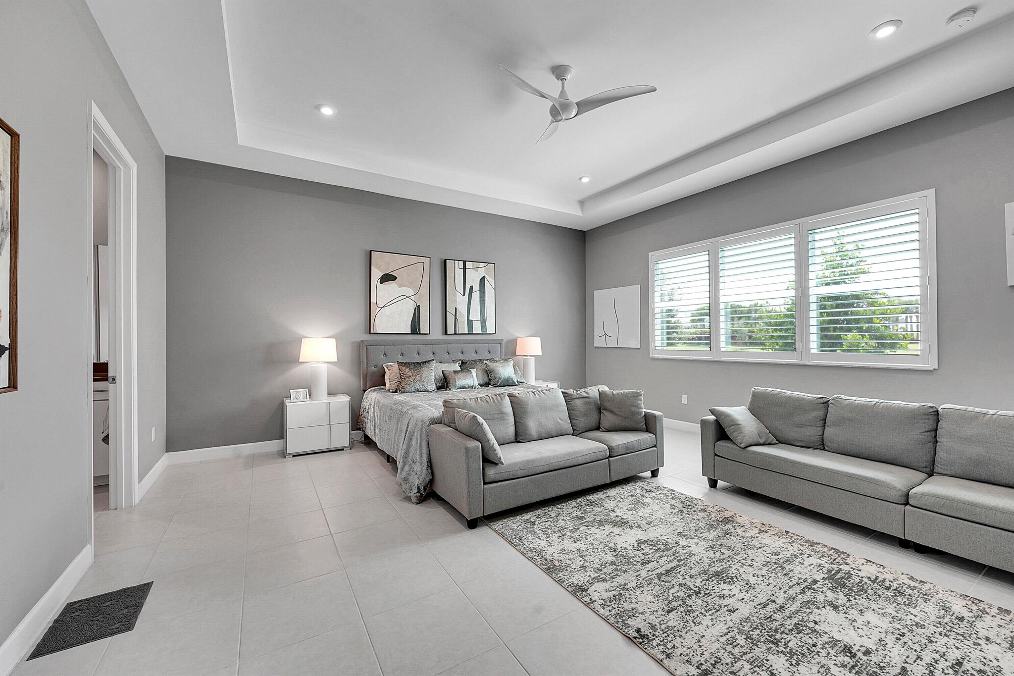 TELARO AT SOUTHERN GROVE - Residential