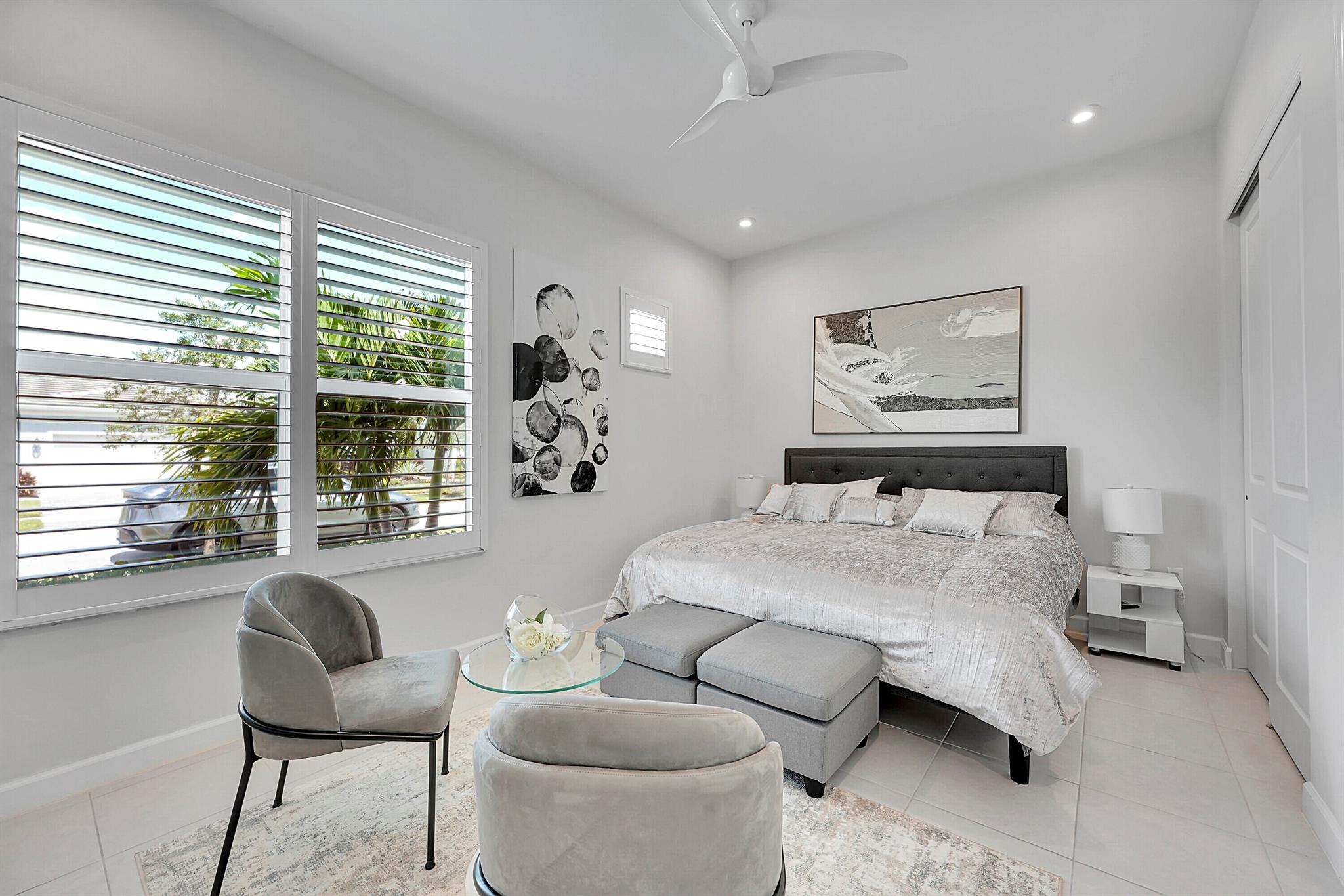 TELARO AT SOUTHERN GROVE - Residential