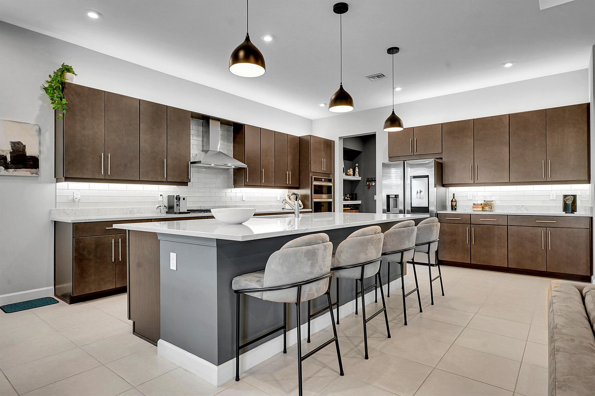 TELARO AT SOUTHERN GROVE - Residential