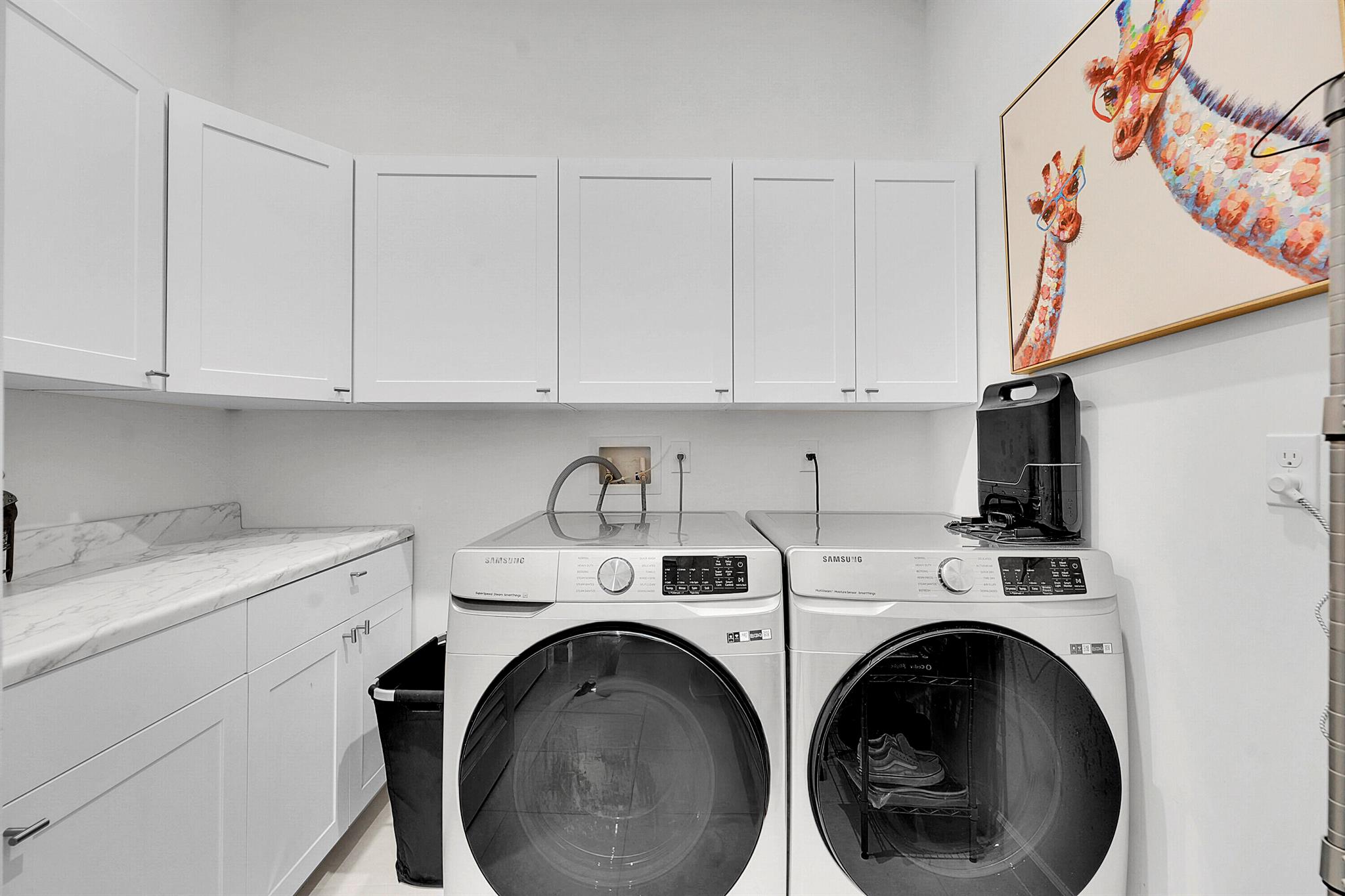 TELARO AT SOUTHERN GROVE - Residential