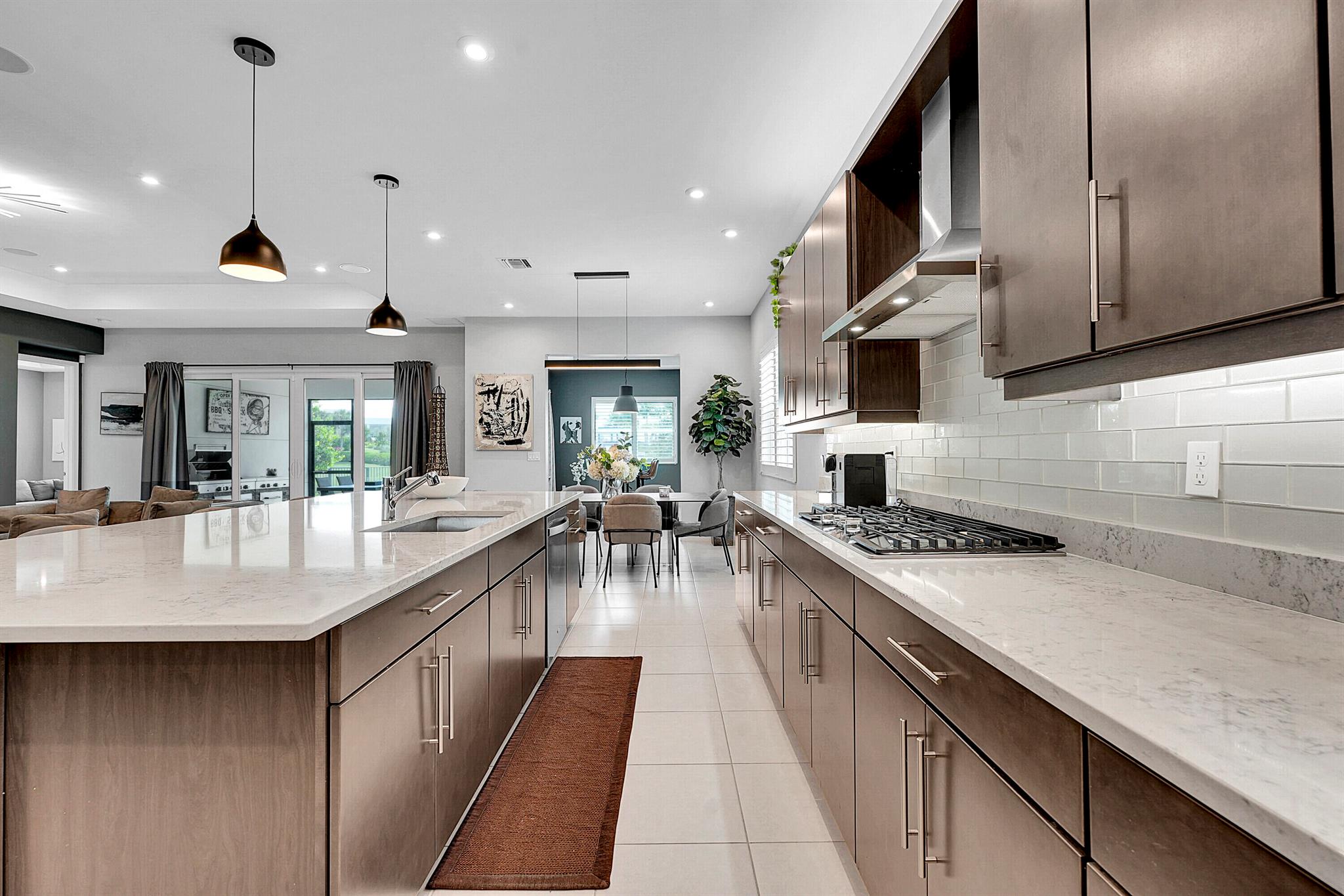 TELARO AT SOUTHERN GROVE - Residential