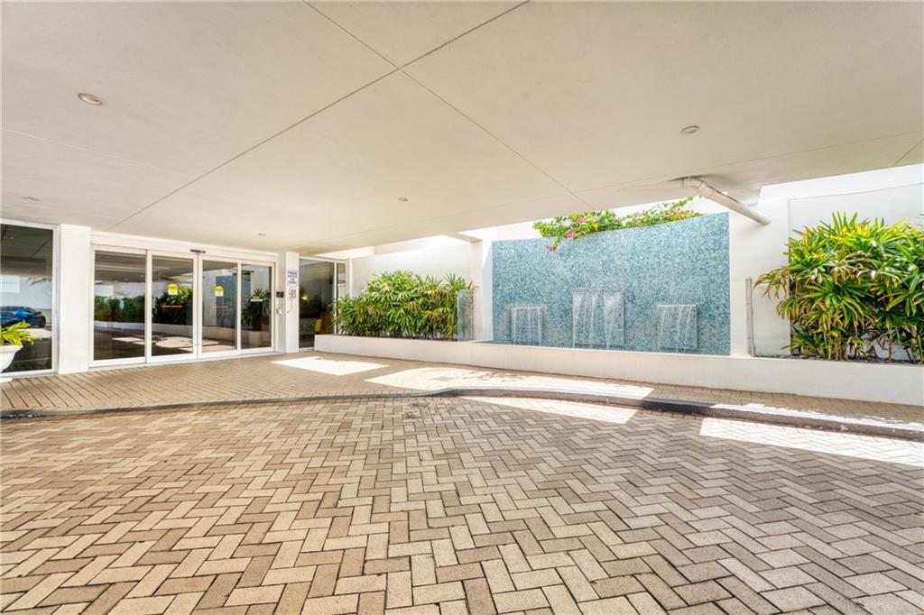 OCEAN SUMMIT - Residential