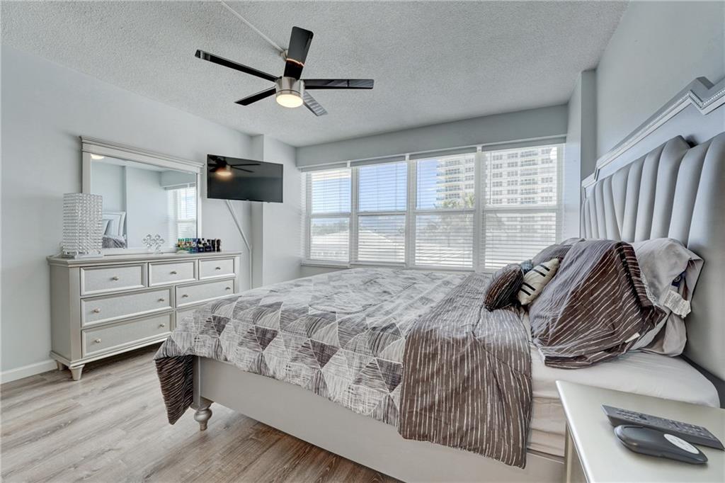 OCEAN SUMMIT - Residential