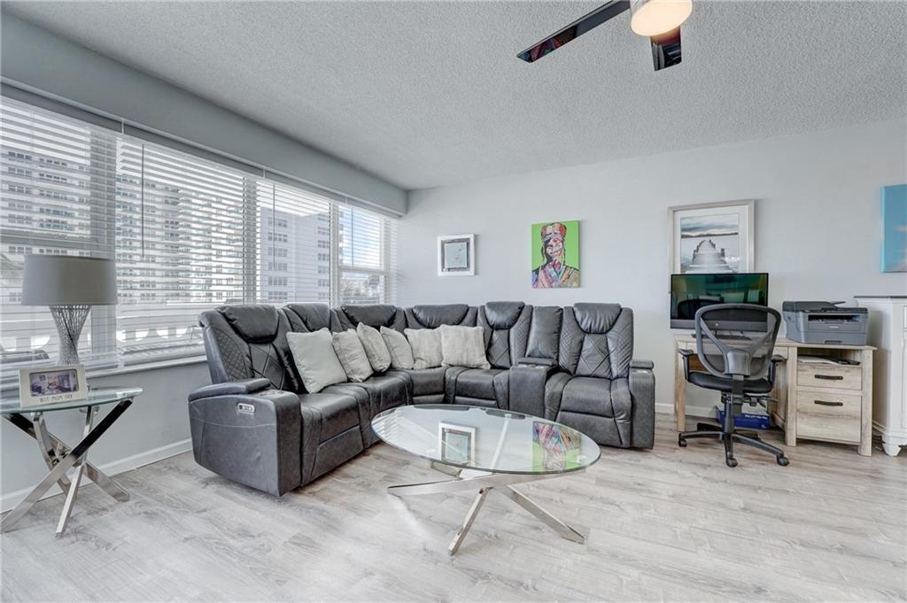 OCEAN SUMMIT - Residential