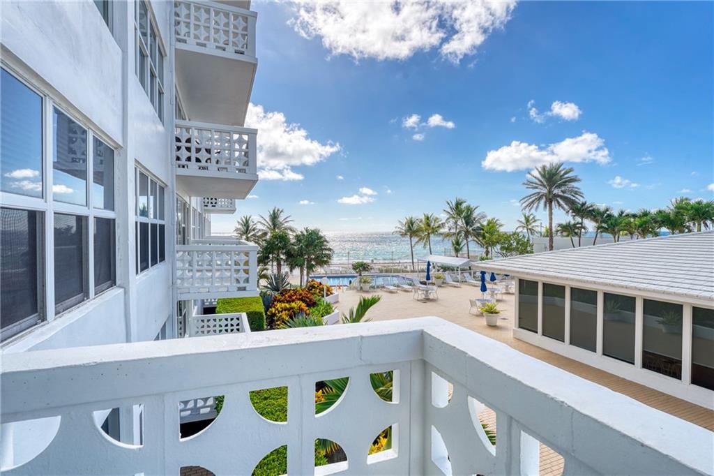 OCEAN SUMMIT - Residential