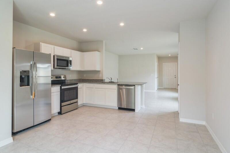 MAGNOLIA SQUARE - Residential Lease