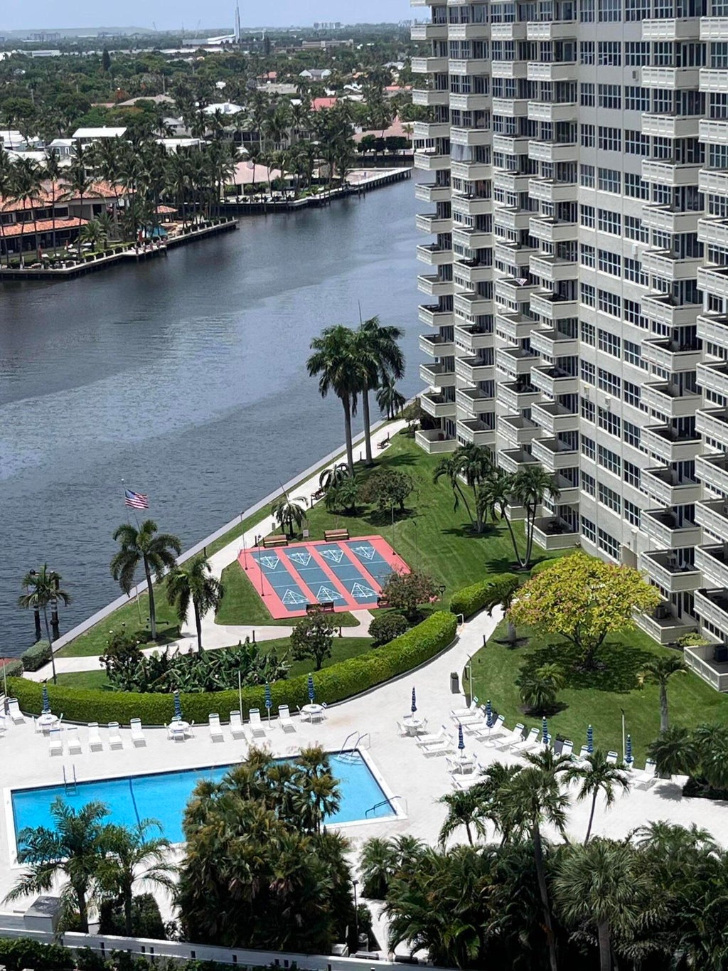 Photo of 3200 NE 36th Street NE #1412, Fort Lauderdale, FL 33308 (MLS # B26086545)